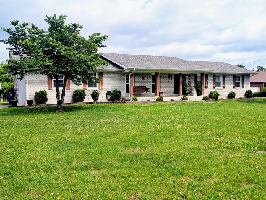 1106 S Chancery St, McMinnville, TN 37110 - #2