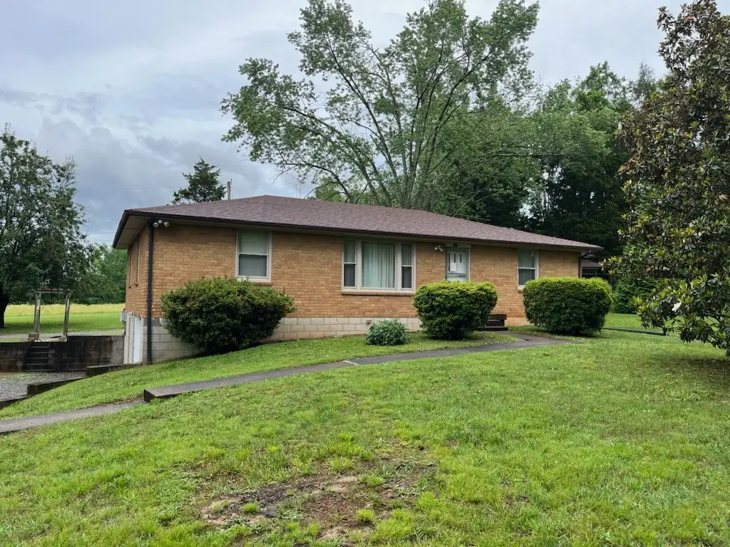 748 Mccurdy Rd, White House, TN 37188 - #1