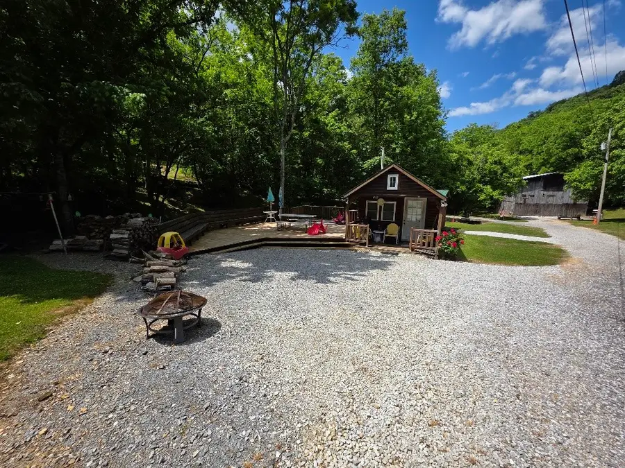 96 Maranatha Hollow Ln, Dixon Springs, TN 37057 - #3