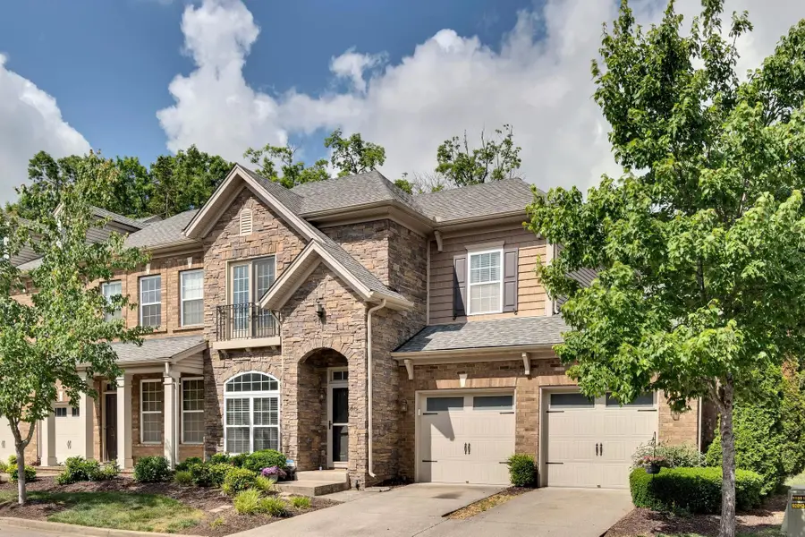 2045 Traemoor Village Dr, Nashville, TN 37209 - #3