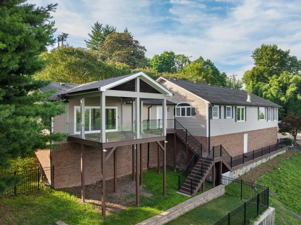 661 S Crest Road, Chattanooga, TN 37404 - #1