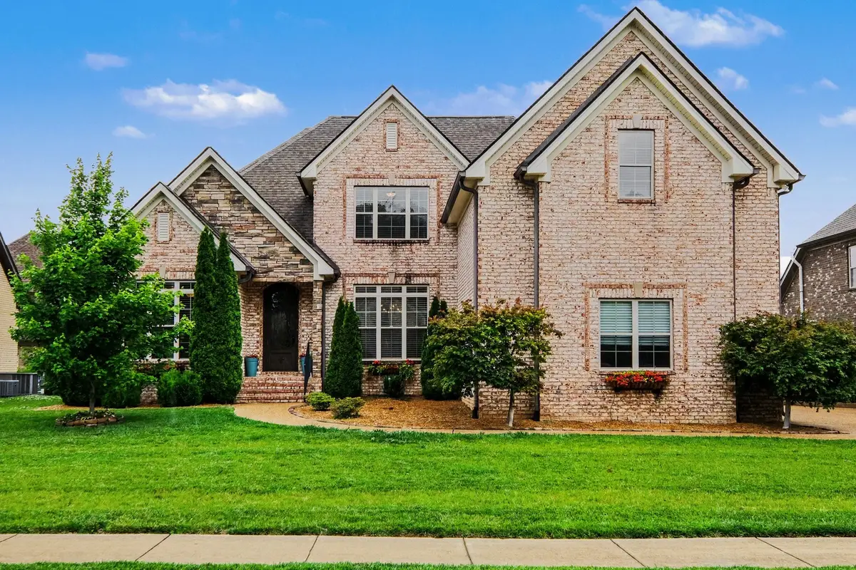 2972 Stewart Campbell Pt, Spring Hill, TN 37174 - #1