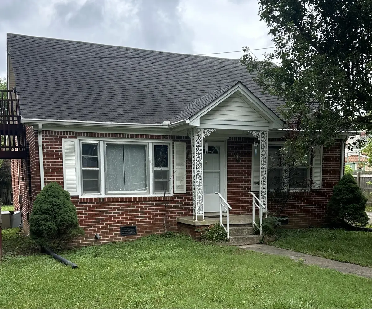209 Dogwood St, Carthage, TN 37030 - #1