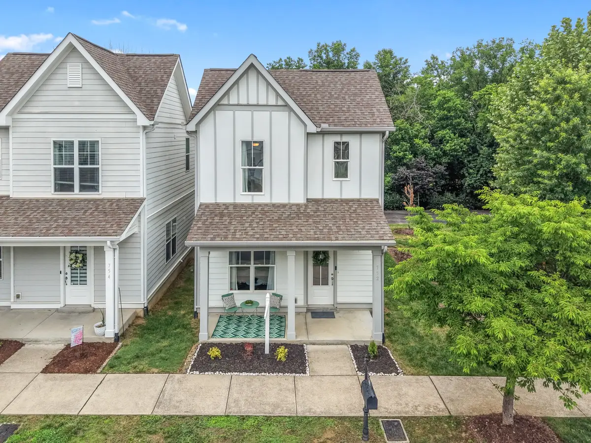 752 Cottage Park Dr, Nashville, TN 37207 - #1