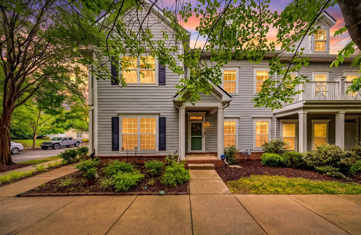 817 Hobbit Ln, Nashville, TN 37211 - #1
