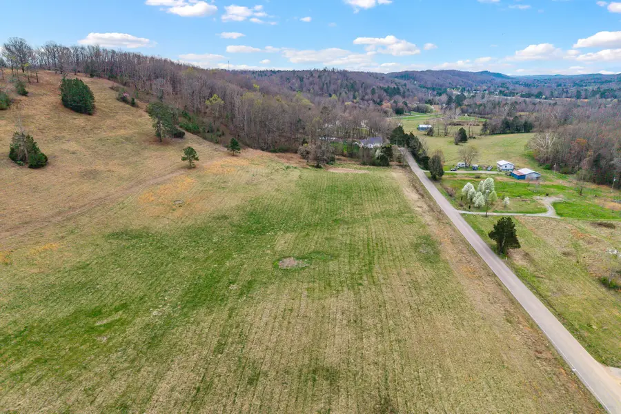 8 N Nopone Valley Road, Decatur, TN 37322 - #2
