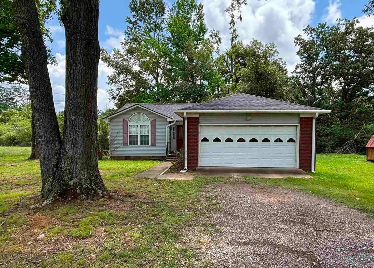 155 Willow St, Savannah, TN 38372 - #1