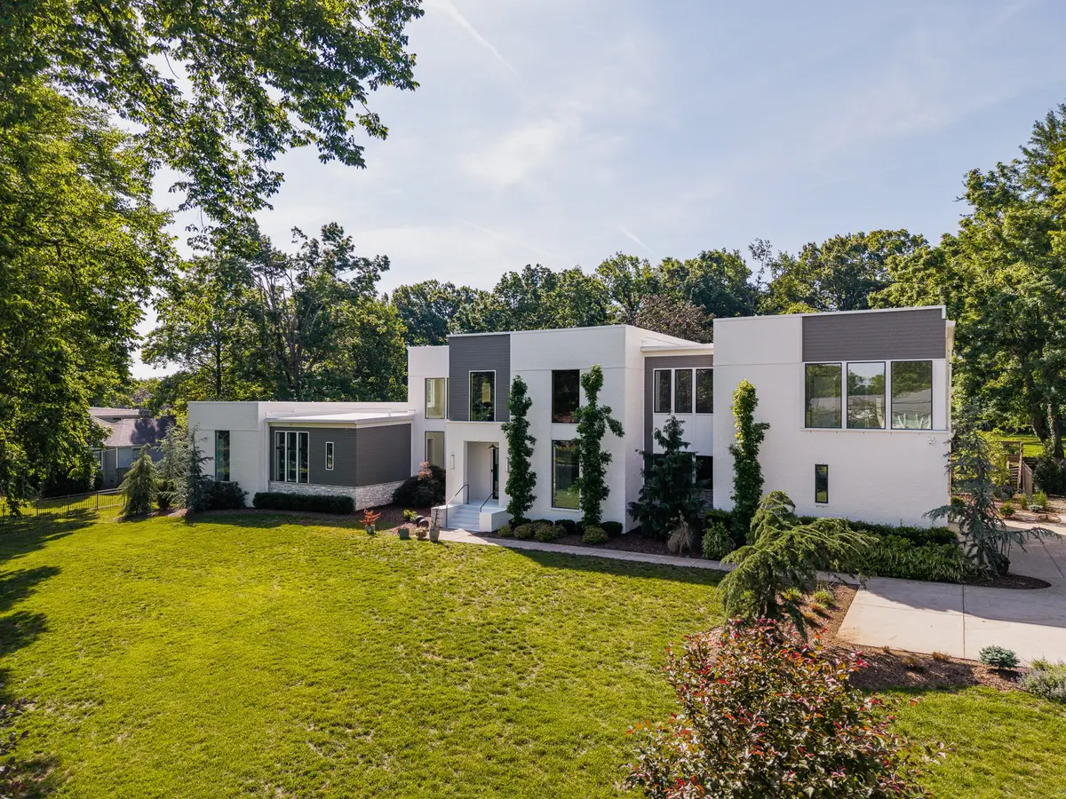 4112 Crestridge Dr, Nashville, TN 37204 - #1