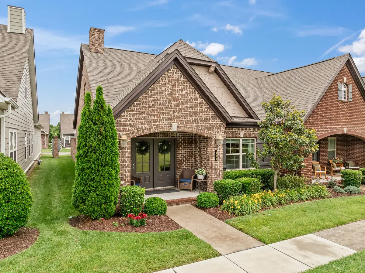 638 Weybridge Dr, Nolensville, TN 37135 - #1
