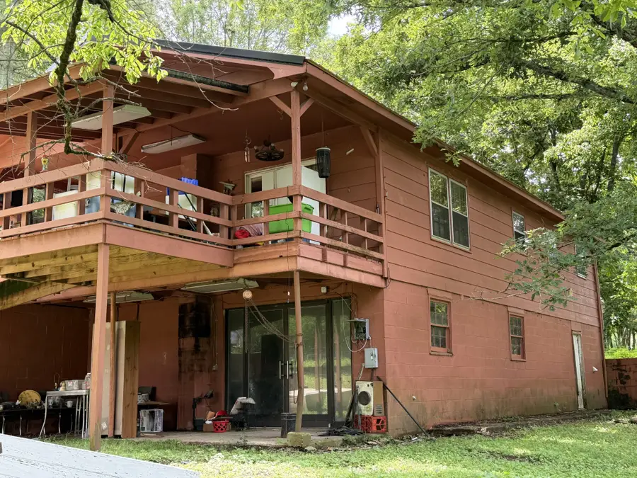 370 Ridge Rd, Belvidere, TN 37306 - #2