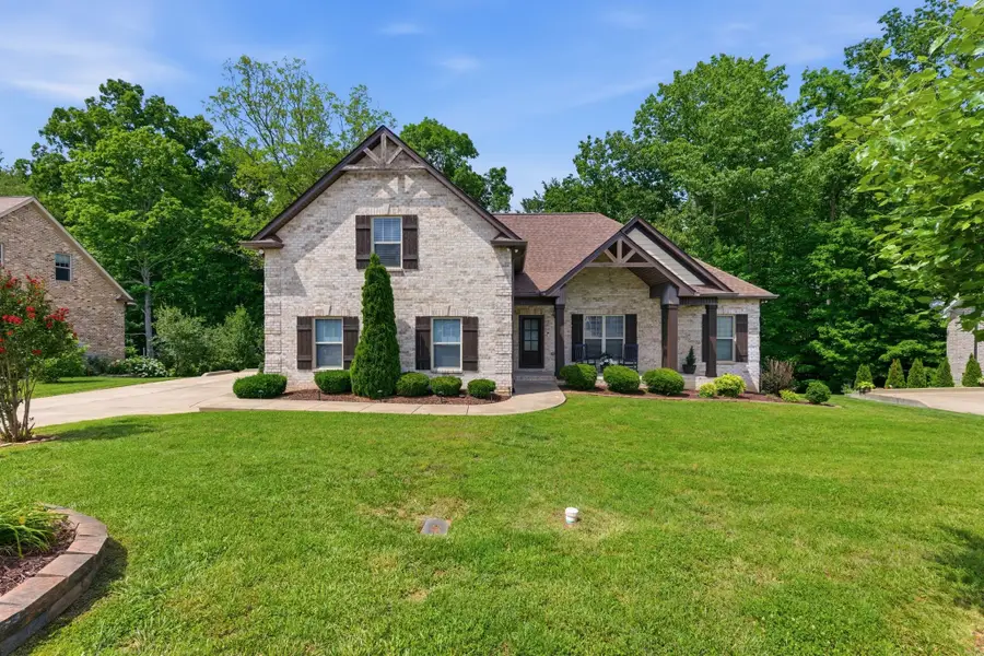 2065 Stratford Ln, Greenbrier, TN 37073 - #2