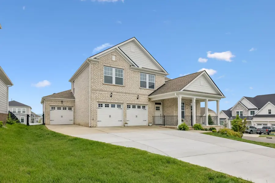 821 Westchester Circle, Hendersonville, TN 37075 - #2