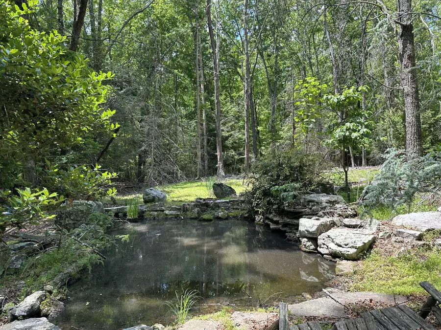 1911 Hickory Pl, Monteagle, TN 37356 - #2