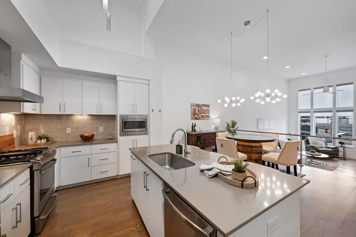405 Avoca St #4, Nashville, TN 37203 - #1