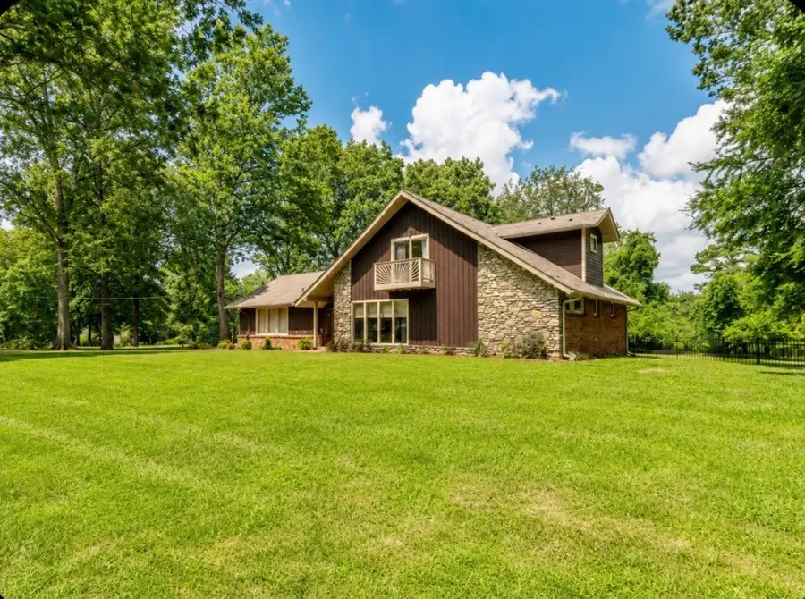 315 Raintree Dr, Hendersonville, TN 37075 - #3