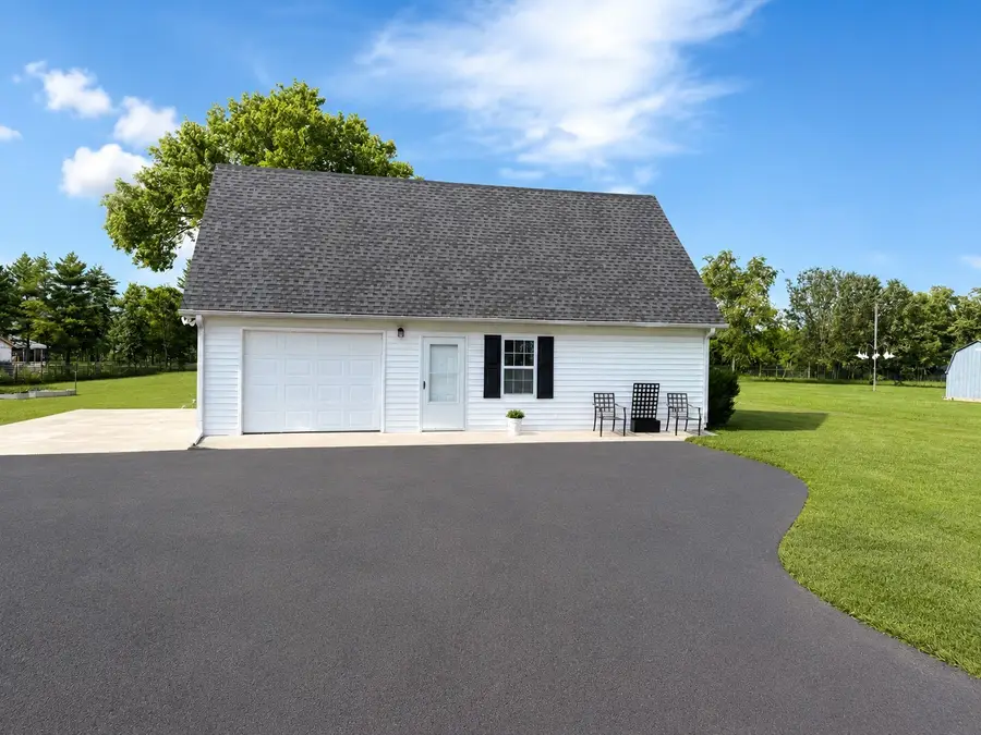 107 Candlewood Est, Shelbyville, TN 37160 - #3