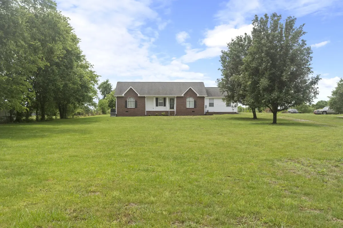 873 Rock Springs Rd, Castalian Springs, TN 37031 - #1
