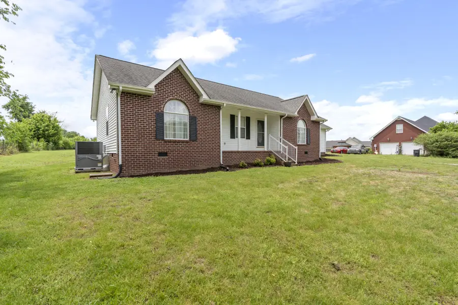 873 Rock Springs Rd, Castalian Springs, TN 37031 - #2