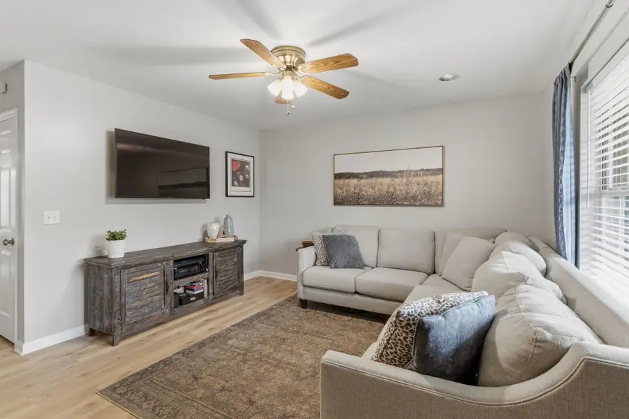 8175 Coley Davis Rd, Nashville, TN 37221 - #2