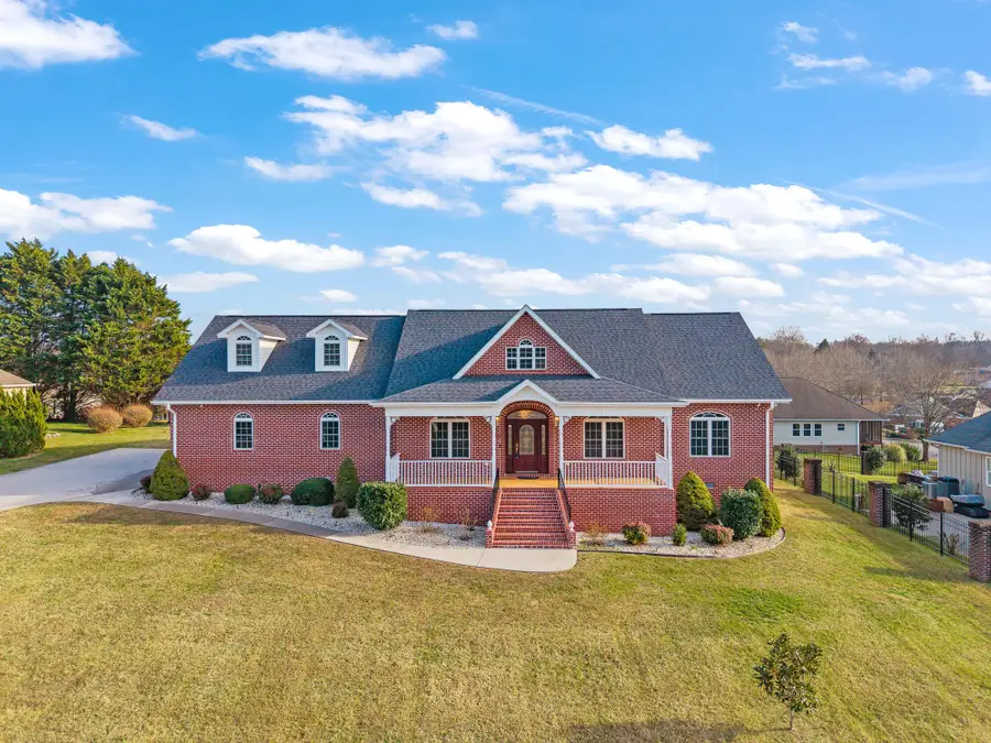 504 Lynnwood Drive, Athens, TN 37303 - #2