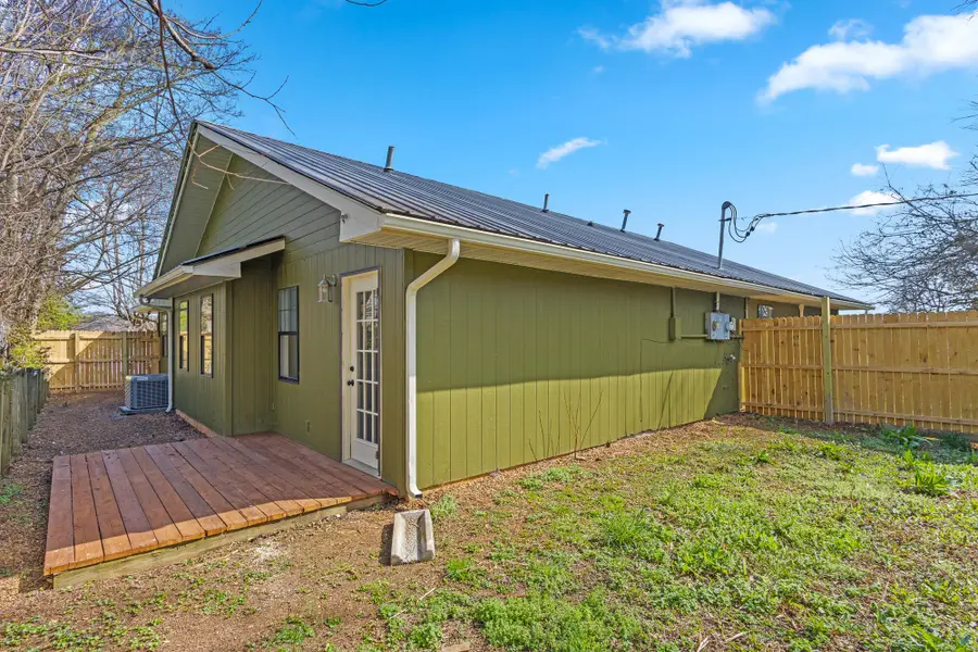 104 Pine Street, Athens, TN 37303 - #3