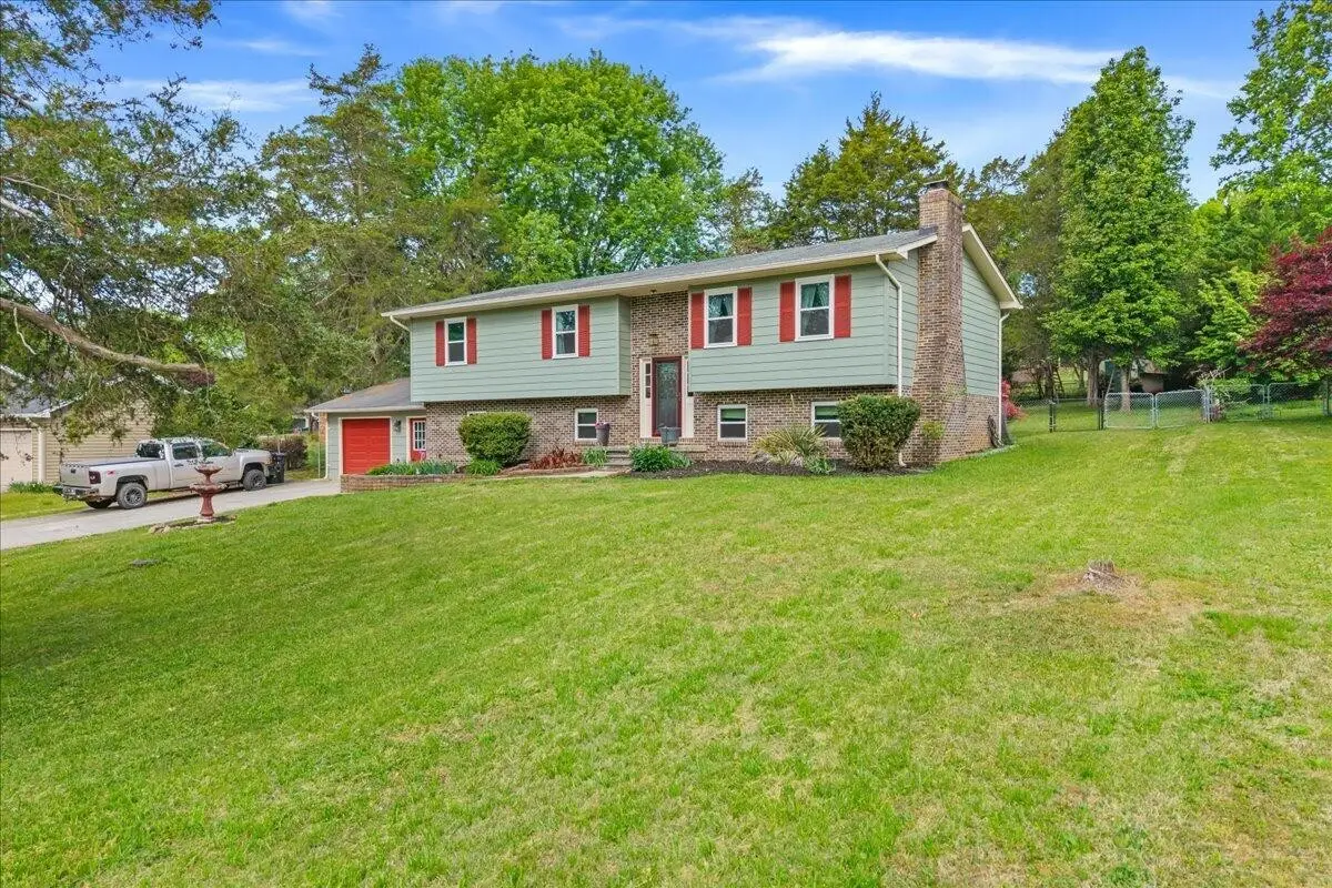 1305 Ridgeway Circle, Athens, TN 37303 - #1