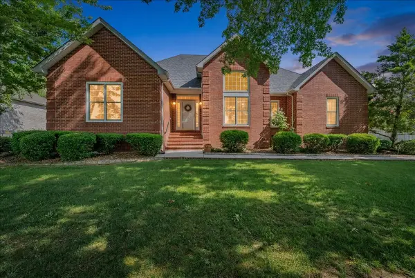 143 Hunters Ridge Dr, Tullahoma, TN 37388