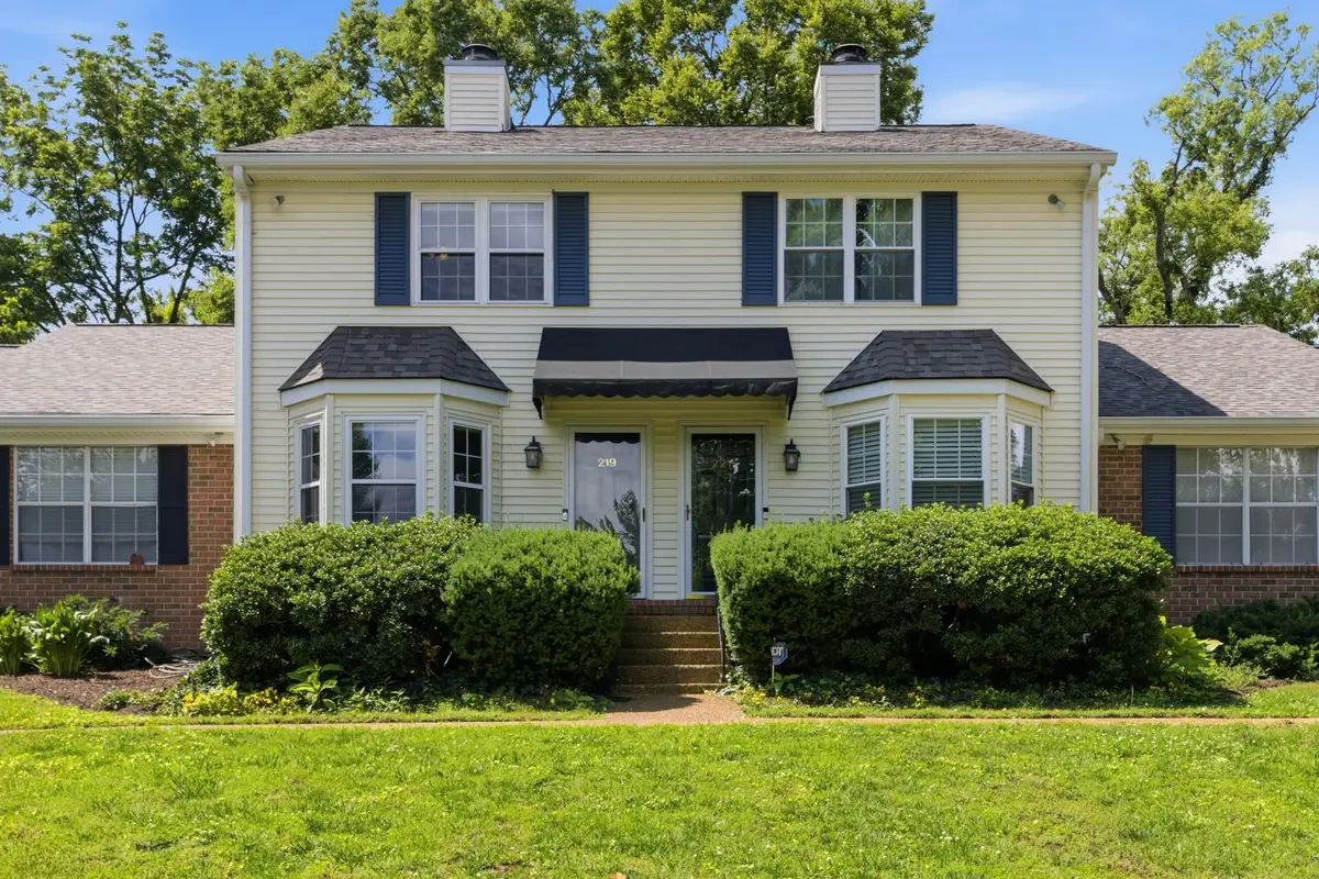 219 Brattlesboro Pl, Nashville, TN 37204 - #1