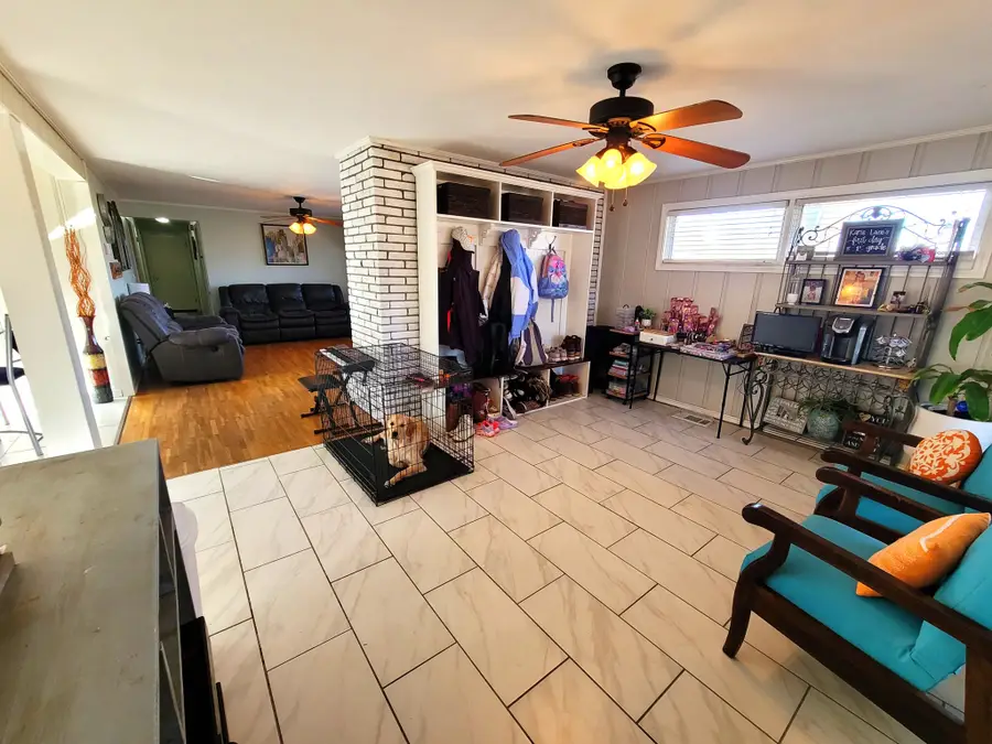 43 Hillcrest Dr, Paris, TN 38242 - #2