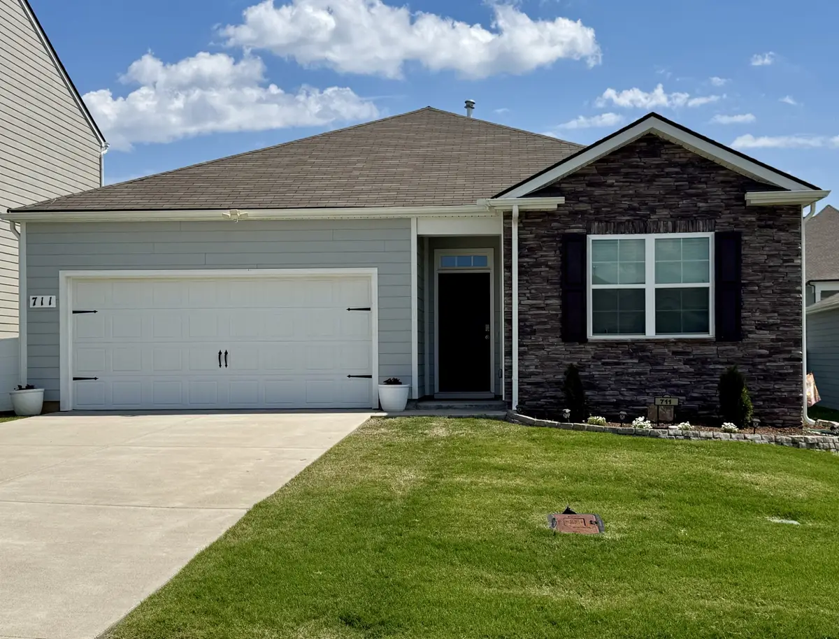 711 Pintail Pt, Lebanon, TN 37090 - #1