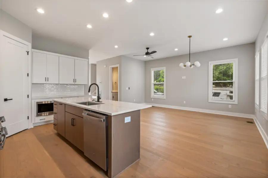 2142 Oakland St #A, Nashville, TN 37210 - #2