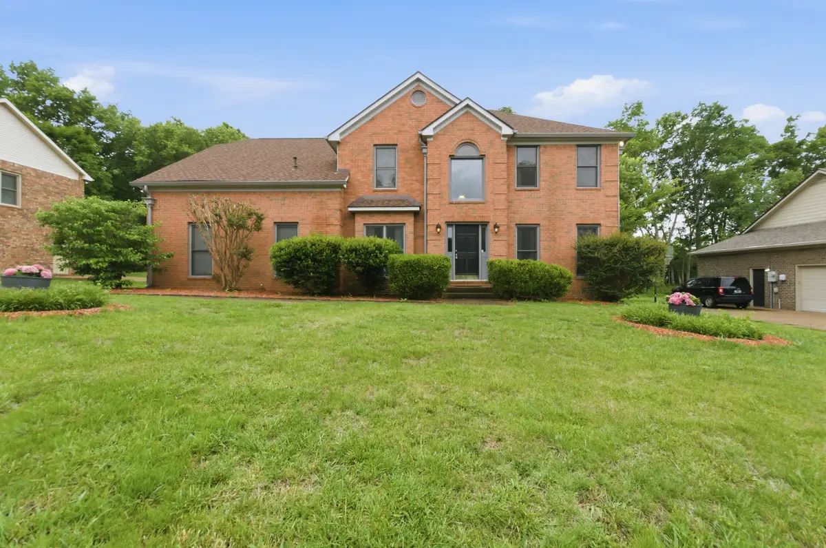 7220 River Bend Rd, Nashville, TN 37221 - #1