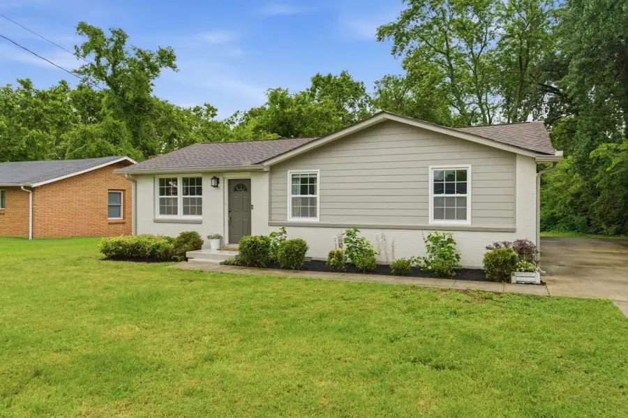 3037 Kings Ln, Nashville, TN 37218 - #3