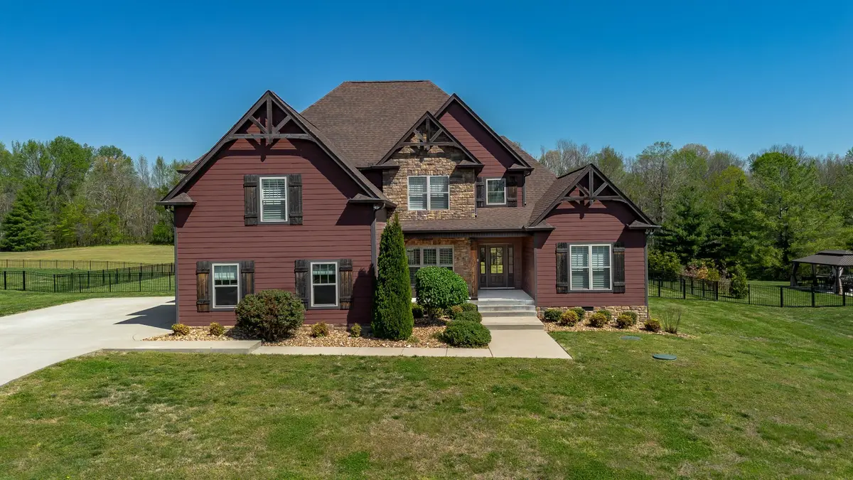 3053 Wedgewood Dr, Greenbrier, TN 37073 - #1