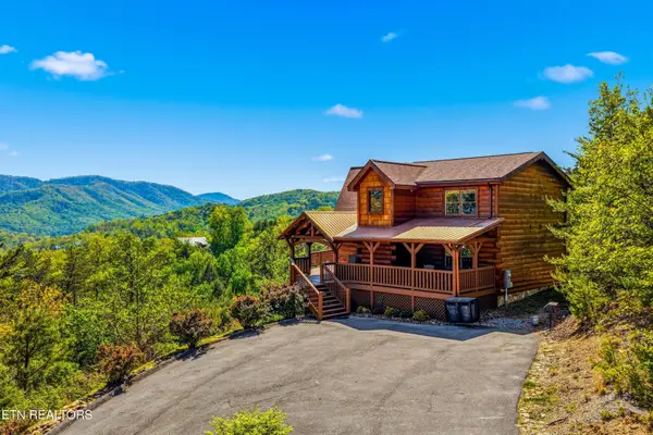 2456 Hackberry Drive, Sevierville, TN 37862
