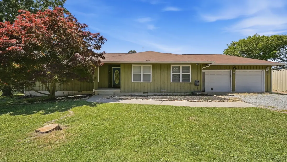 936 Cowboy Sams Drive, Trenton, GA 30752 - #1