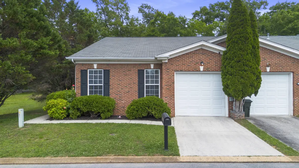 1809 Jackson Square Drive, Hixson, TN 37343 - #1