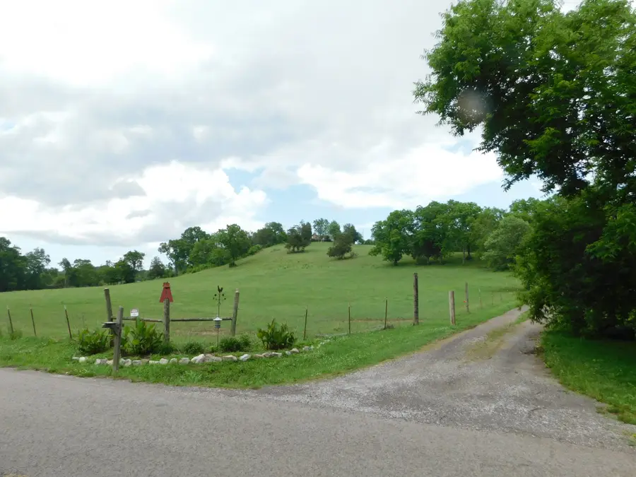 2025 Liberty Ln, Gallatin, TN 37066 - #3