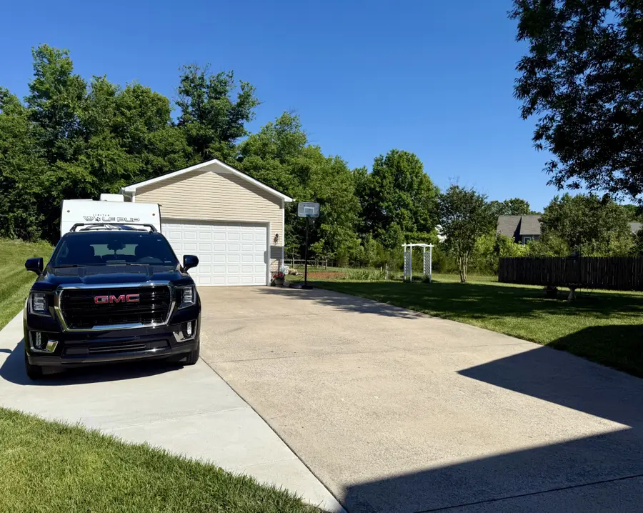 728 Winding Bluff Way, Clarksville, TN 37040 - #2
