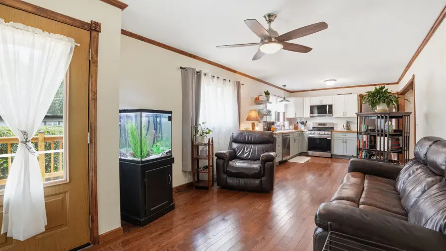 506 Johnson St, Manchester, TN 37355 - #2