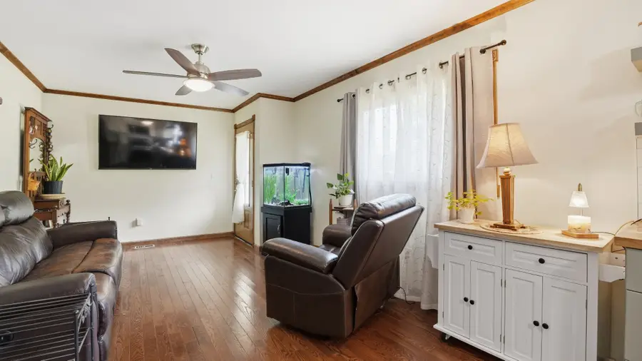 506 Johnson St, Manchester, TN 37355 - #3