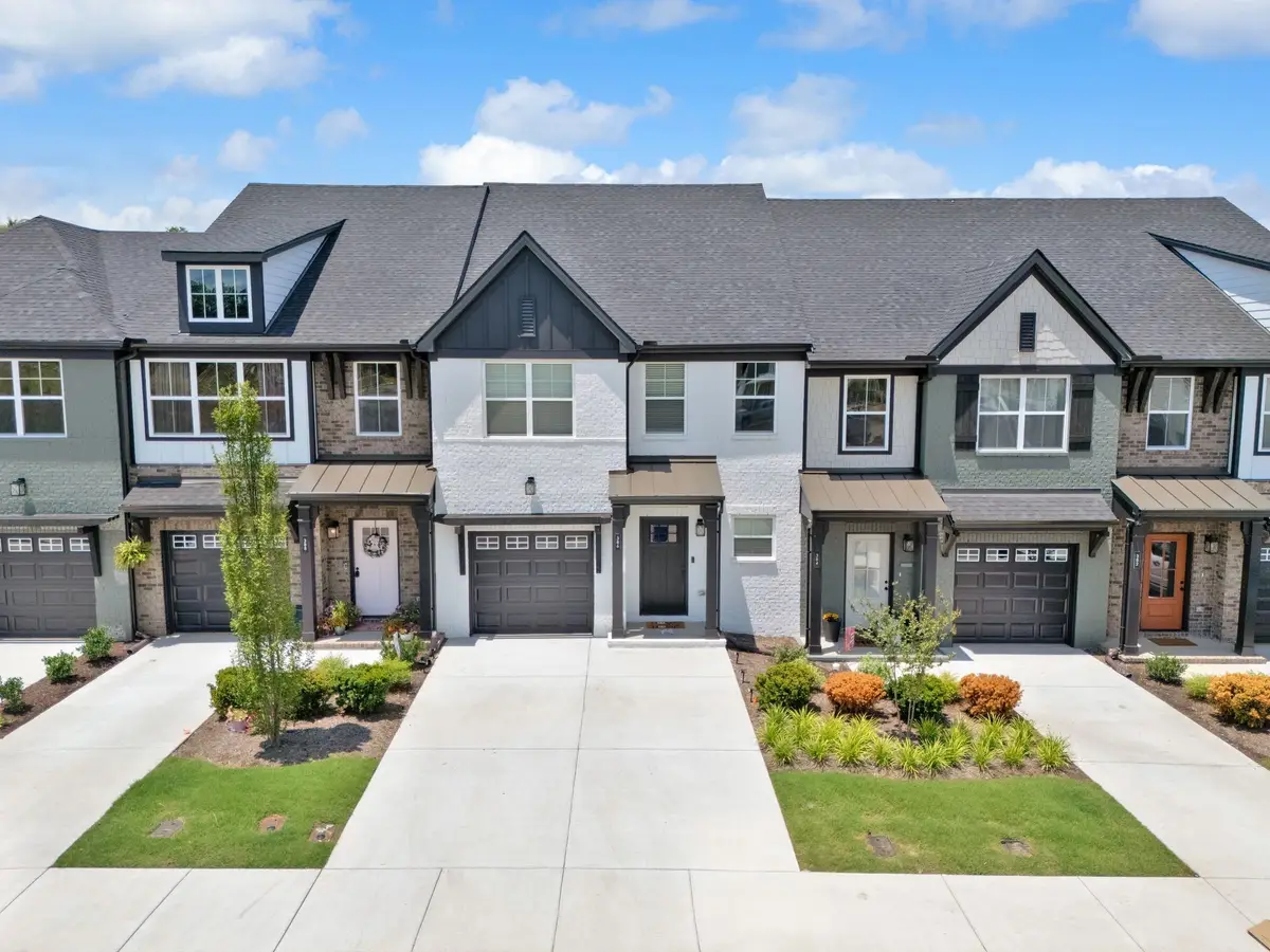 482 Bishop Blvd, Gallatin, TN 37066 - #1