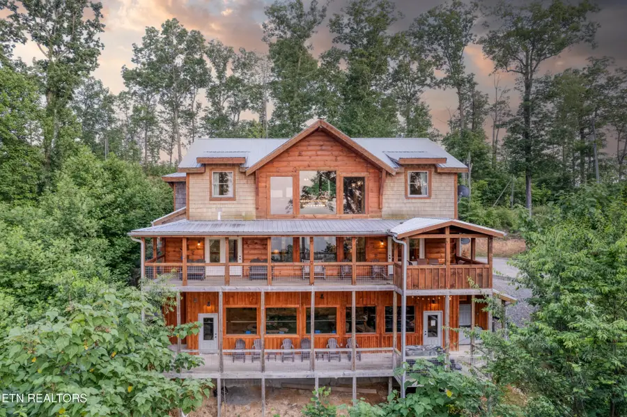 809 Pinecrest Way, Sevierville, TN 37862 - #2