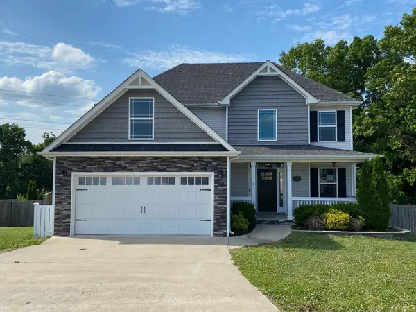 412 Calamian Ct, Clarksville, TN 37040