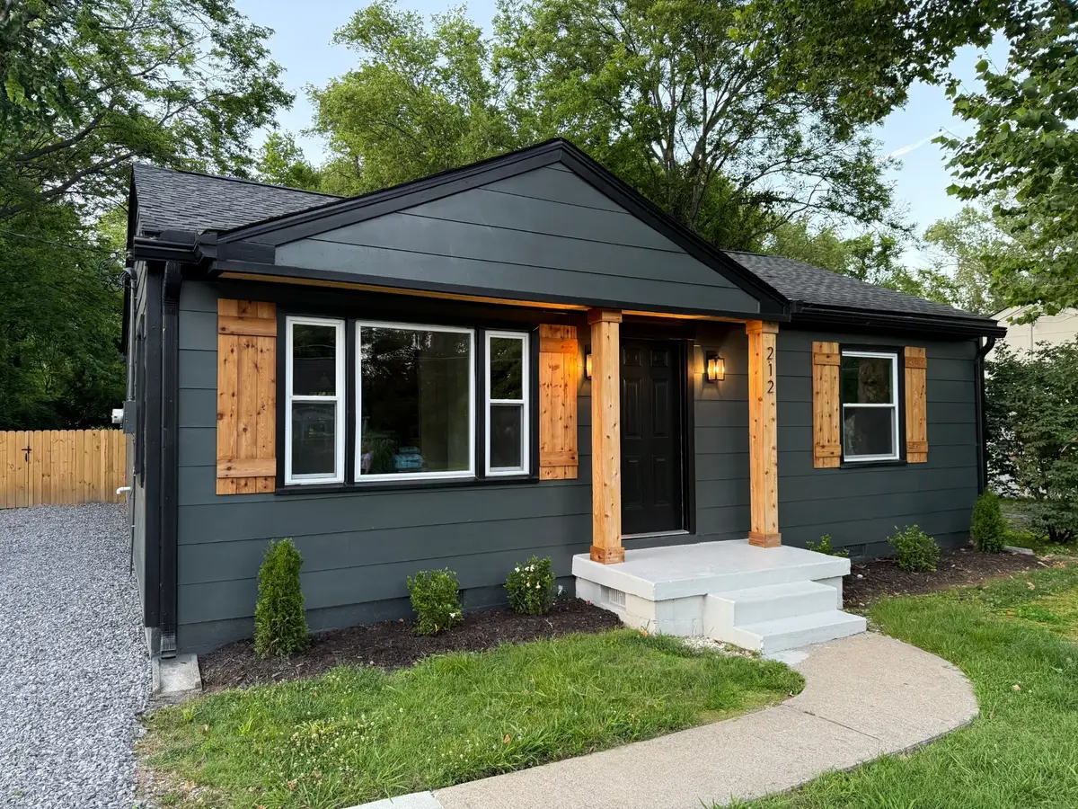 212 Nokes Dr, Hendersonville, TN 37075 - #1