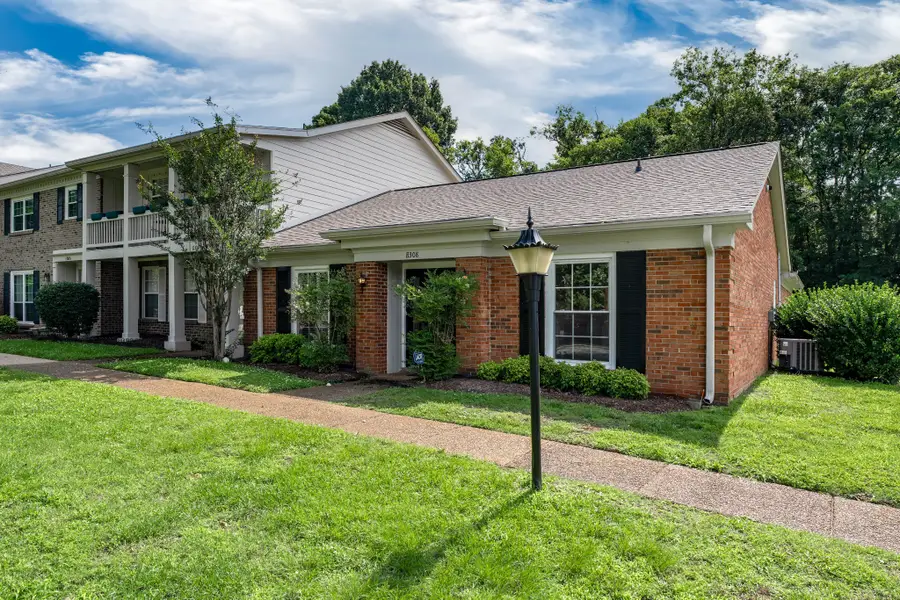 8300 Sawyer Brown Rd #E308, Nashville, TN 37221 - #2