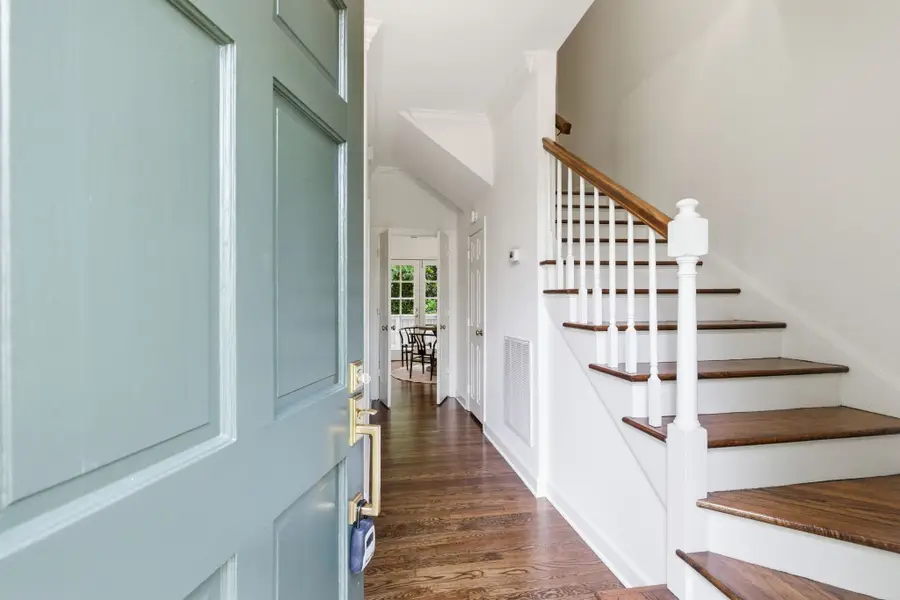 3719 Auburn Ln, Nashville, TN 37215 - #2