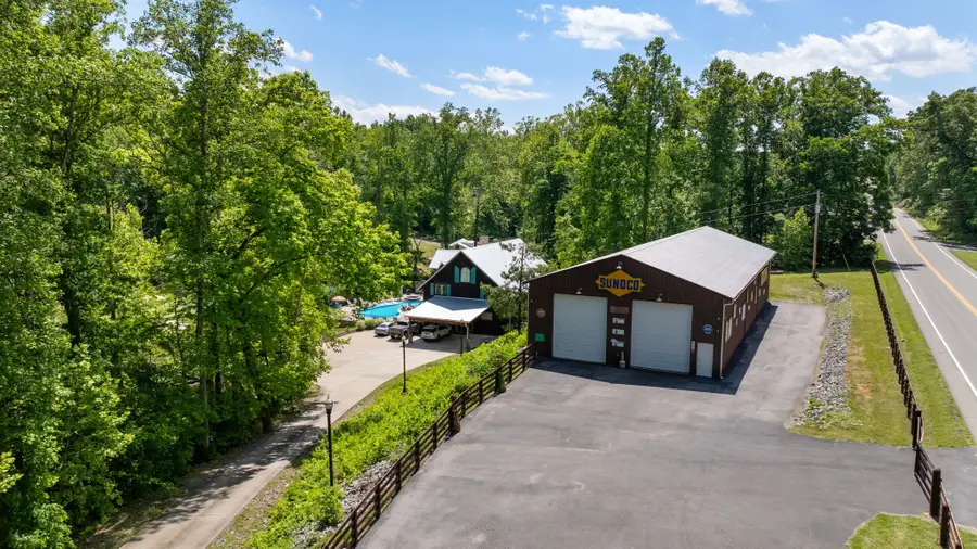 7646 Highway 100, Bon Aqua, TN 37025 - #3