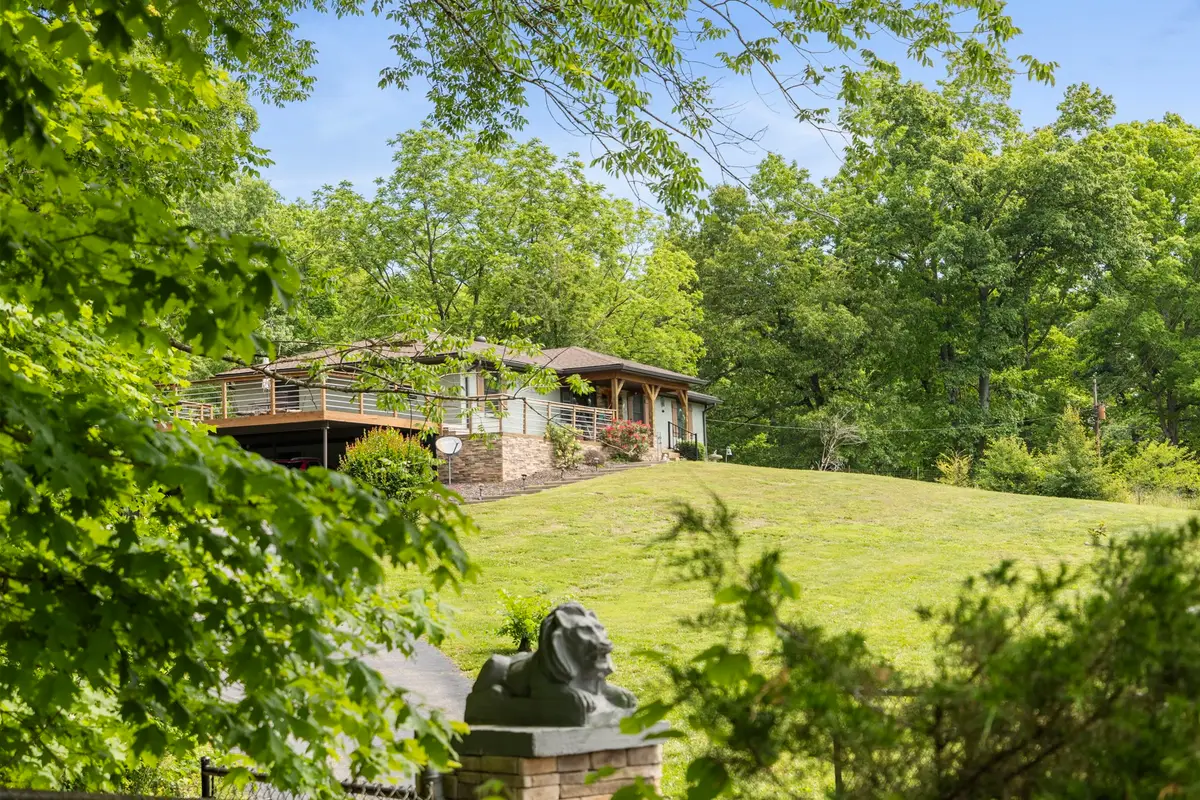 7623 Highway 100, Bon Aqua, TN 37025 - #1