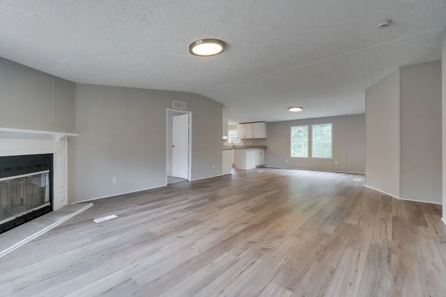 208 Rhoads Ln, Hillsboro, TN 37342 - #3